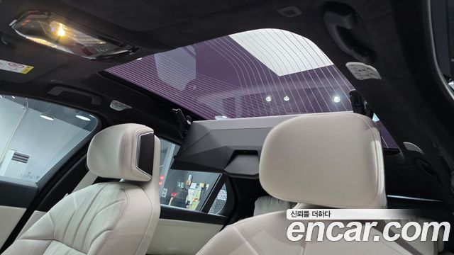 BMW i7 (G70) M70 xDrive M Performance 2025 — фото 20