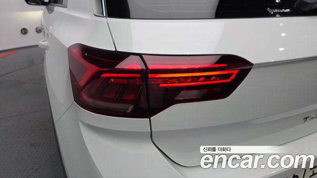 Volkswagen T-Roc 2.0 TDI Prestige 2021 — фото 23