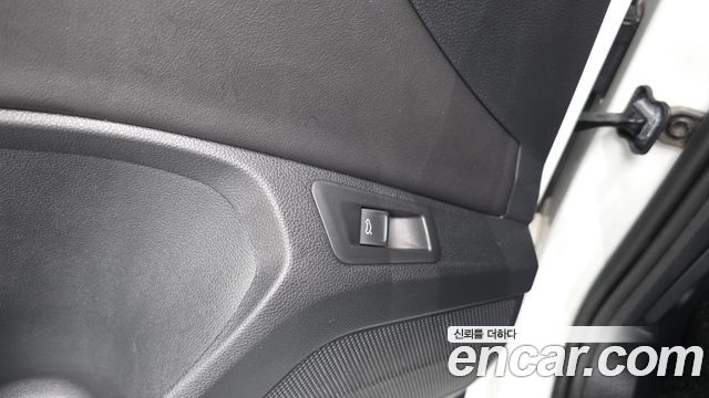Volkswagen T-Roc 2.0 TDI Prestige 2021 — фото 30