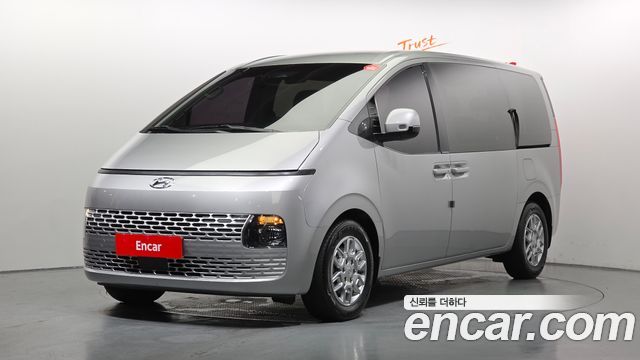 Hyundai Staria 4WD Tourer 9-Seater Modern 2022 — фото 1