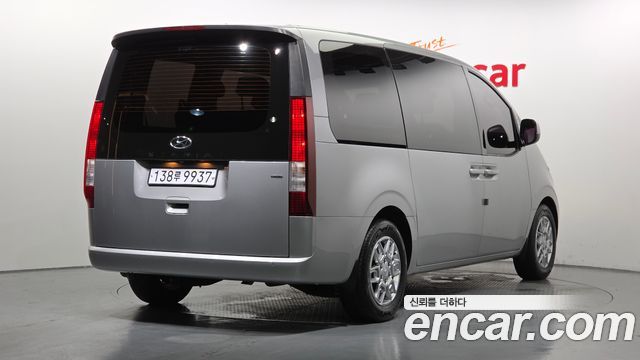 Hyundai Staria 4WD Tourer 9-Seater Modern 2022 — фото 2