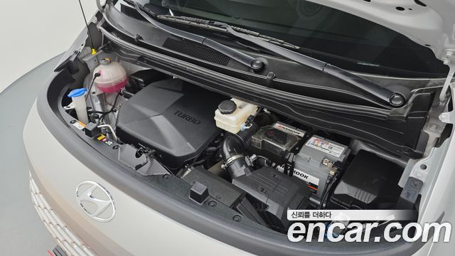 Hyundai Staria 4WD Tourer 9-Seater Modern 2022 — фото 6