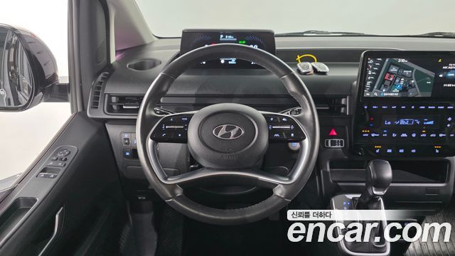 Hyundai Staria 4WD Tourer 9-Seater Modern 2022 — фото 12