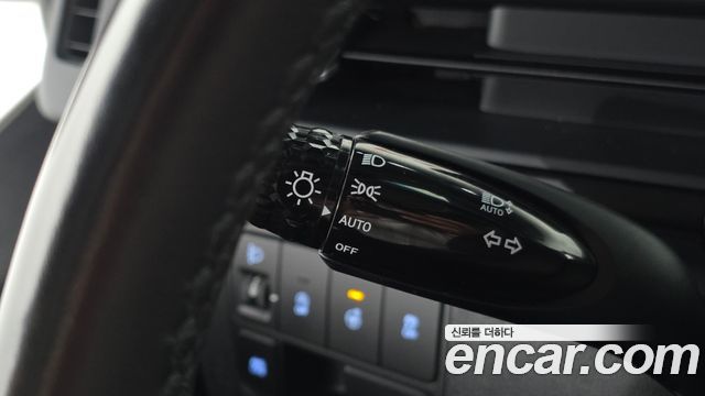 Hyundai Staria 4WD Tourer 9-Seater Modern 2022 — фото 15