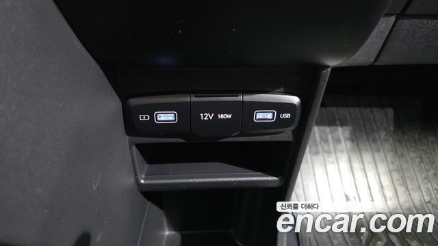 Hyundai Staria 4WD Tourer 9-Seater Modern 2022 — фото 20