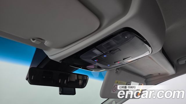 Hyundai Staria 4WD Tourer 9-Seater Modern 2022 — фото 27