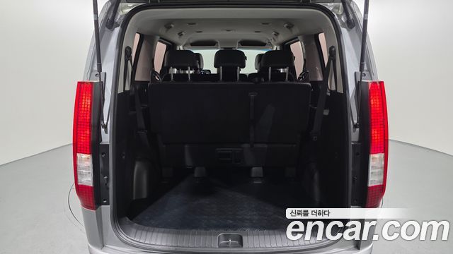 Hyundai Staria 4WD Tourer 9-Seater Modern 2022 — фото 31