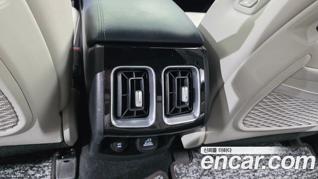 Kia Sorento (IV) HEV 1.6 2WD Noblesse 2025 — фото 31