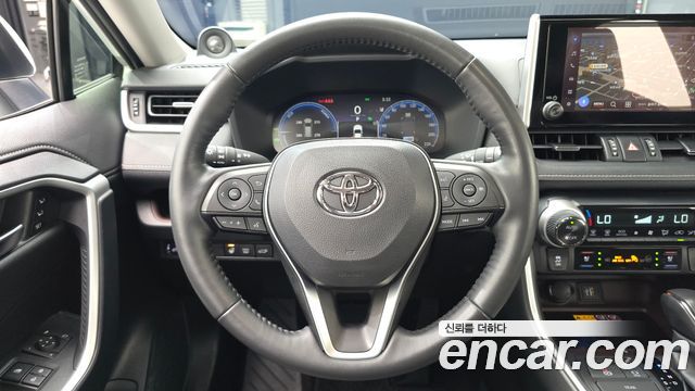 Toyota RAV4 (V) 2,5 4WD Hybrid LTD 2024 — фото 13