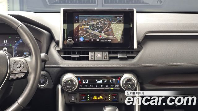 Toyota RAV4 (V) 2,5 4WD Hybrid LTD 2024 — фото 19