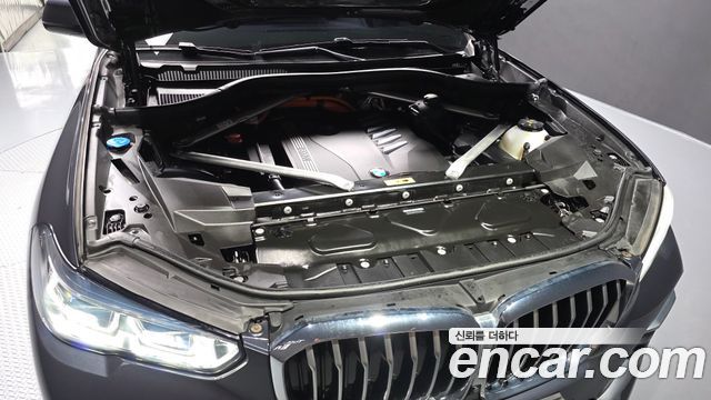 BMW X5 (G05) xDrive 45e xLine 2022 — фото 6