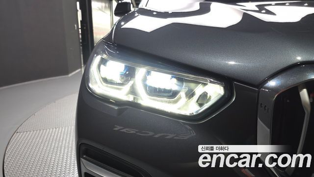 BMW X5 (G05) xDrive 45e xLine 2022 — фото 22