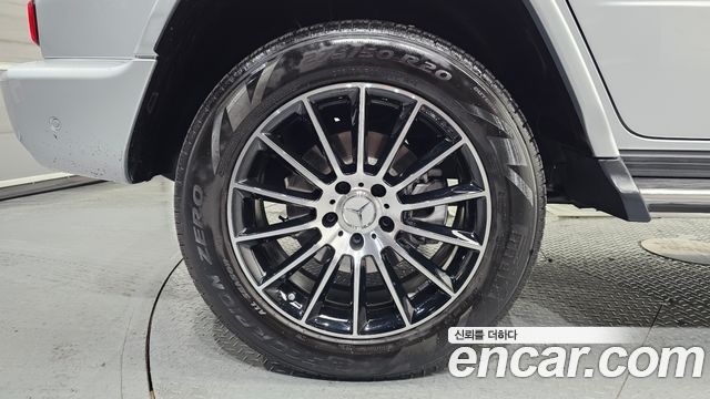 Mercedes-Benz G-Class (W463b) G400d 2024 — фото 5