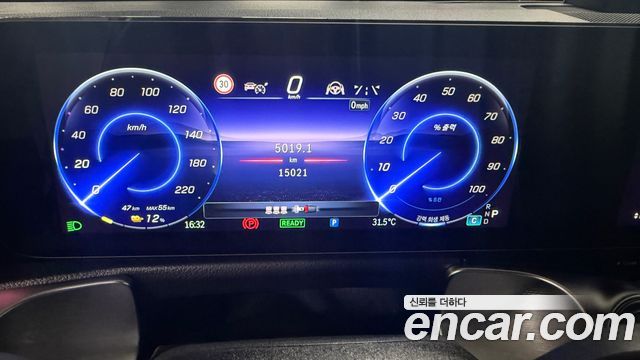 Mercedes-Benz EQB (X243) EQB300 4MATIC 2024 — фото 8