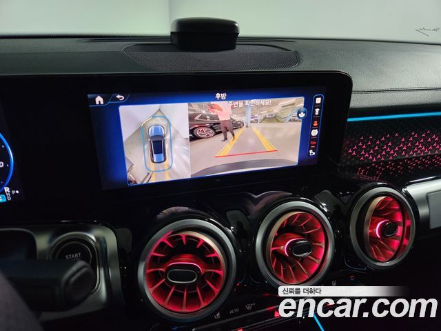 Mercedes-Benz EQB (X243) EQB300 4MATIC 2024 — фото 15