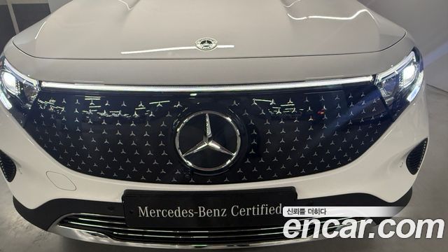 Mercedes-Benz EQB (X243) EQB300 4MATIC 2024 — фото 16