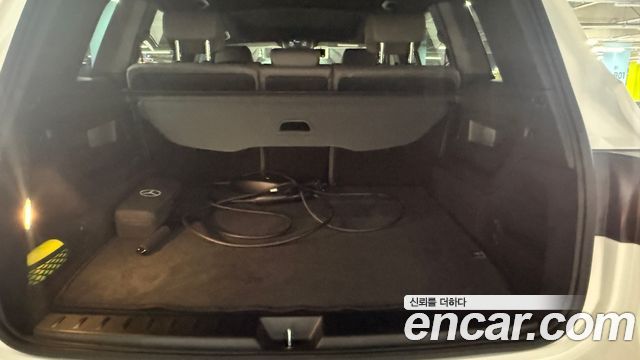 Mercedes-Benz EQB (X243) EQB300 4MATIC 2024 — фото 17