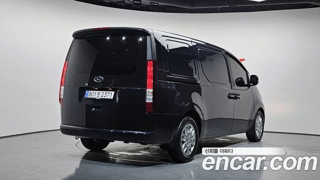 Hyundai Staria Cargo 3-Seater Modern 2023 — фото 2