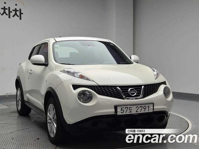 Nissan Juke 1.6 SV F15 2014 — фото 4
