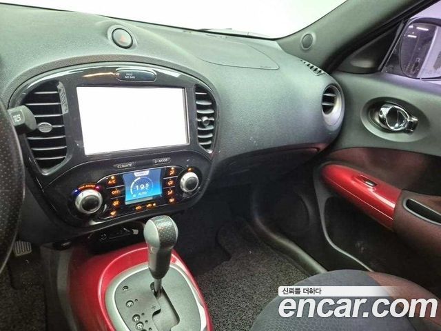 Nissan Juke 1.6 SV F15 2014 — фото 10