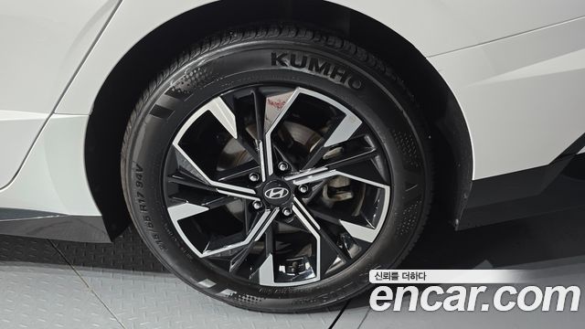 Hyundai Sonata The Edge (DN8) 2.0 Premium 2024 — фото 27