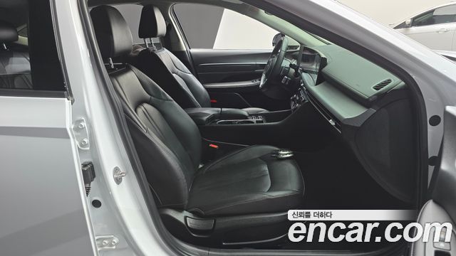 Hyundai Sonata The Edge (DN8) 2.0 Premium 2024 — фото 32