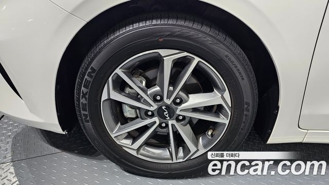 Kia K3 (II) 1.6 Prestige 2022 — фото 5