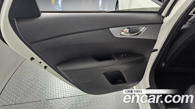 Kia K3 (II) 1.6 Prestige 2022 — фото 25
