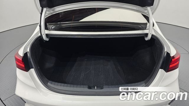 Kia K3 (II) 1.6 Prestige 2022 — фото 33