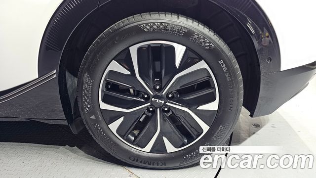 Kia EV6 Long Range Earth 2022 — фото 27