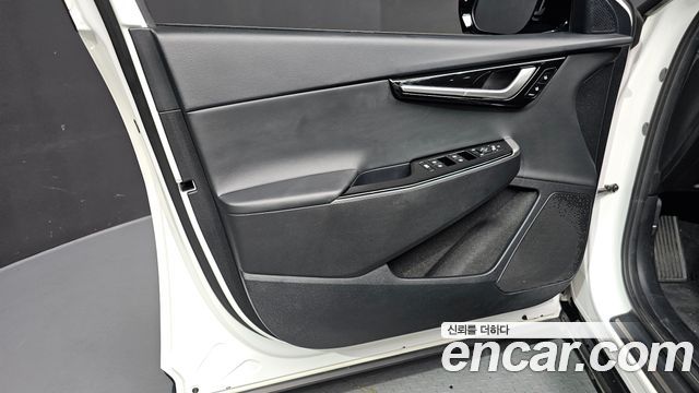 Kia EV6 Long Range Earth 2022 — фото 30