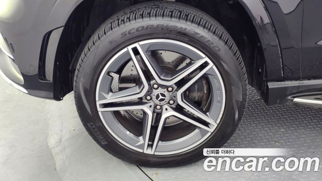 Mercedes-Benz GLS-Class (X167) GLS400d 4MATIC 2022 — фото 5