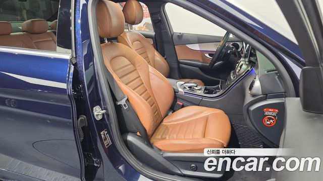 Mercedes-Benz C-Class (W205) C200 AMG Line 2021 — фото 26