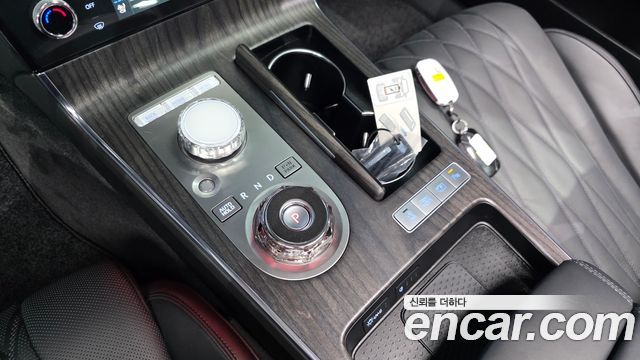 Genesis G80 (RG3) Gasoline 3.5 Turbo AWD 2025 — фото 9