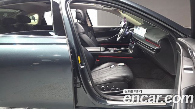 Genesis G80 (RG3) Gasoline 3.5 Turbo AWD 2025 — фото 32