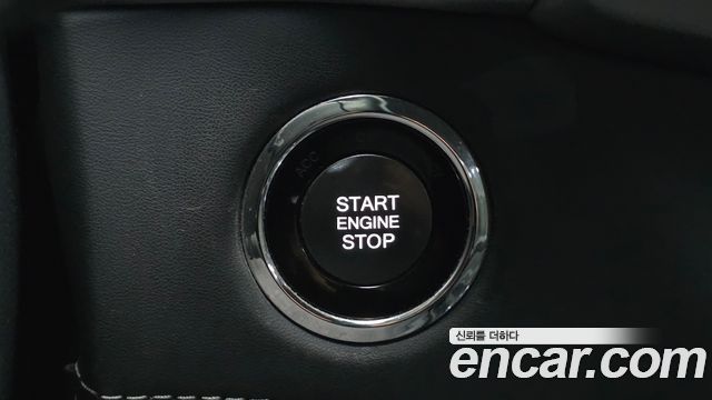 KG Mobility (SsangYong) Rexton Sports Khan Diesel 2.2 4WD Professional X (5-Link) 2019 — фото 24