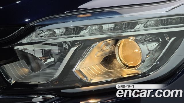KG Mobility (SsangYong) Rexton Sports Khan Diesel 2.2 4WD Professional X (5-Link) 2019 — фото 28