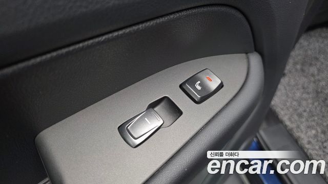 KG Mobility (SsangYong) Rexton Sports Khan Diesel 2.2 4WD Professional X (5-Link) 2019 — фото 33