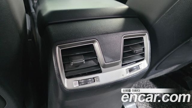 KG Mobility (SsangYong) Rexton Sports Khan Diesel 2.2 4WD Professional X (5-Link) 2019 — фото 34