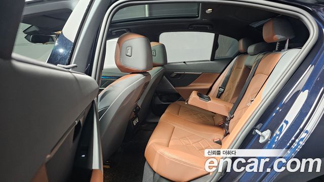 BMW 5 Series (G60) 530i xDrive M Sport 2024 — фото 12