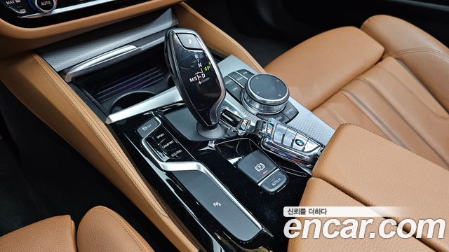 BMW 5 Series (G30) 520d M Sport Special Edition 2018 — фото 9
