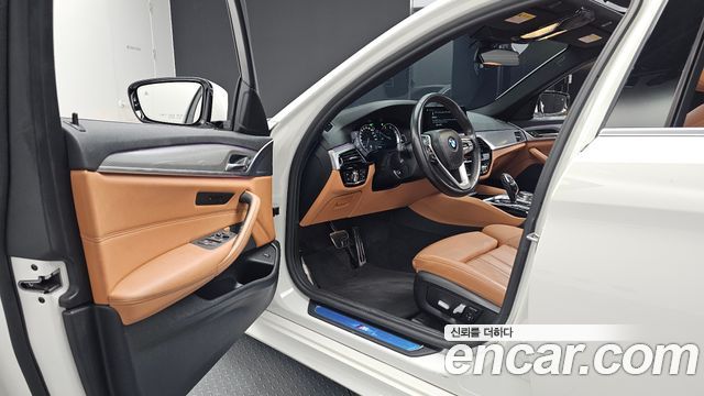 BMW 5 Series (G30) 520d M Sport Special Edition 2018 — фото 10