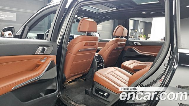 BMW X7 (G07) xDrive 40i M Sport 6STR 2025 — фото 15
