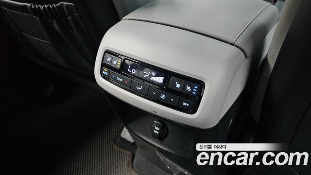 Hyundai Palisade Diesel 2.2 4WD Le Blanc 2024 — фото 30