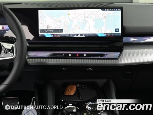 BMW 5 Series (G60) 530i xDrive M Sport 2025 — фото 18