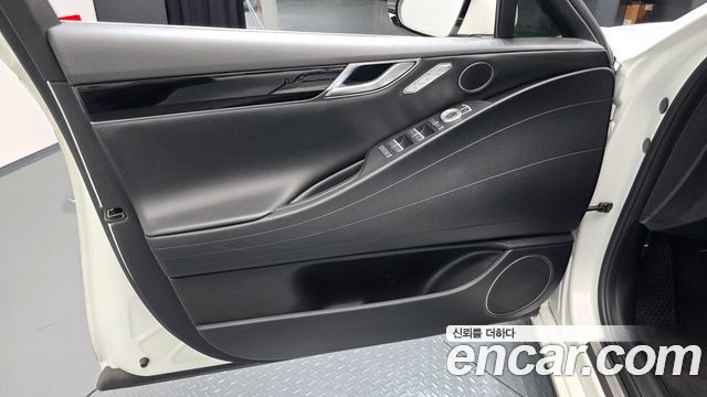 Genesis G80 (RG3) Gasoline 3.5 Turbo AWD 2023 — фото 24