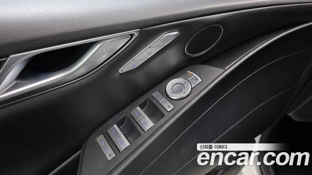 Genesis G80 (RG3) Gasoline 3.5 Turbo AWD 2023 — фото 29