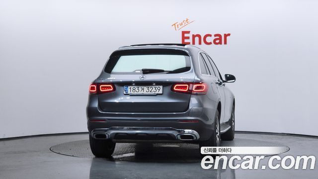 Mercedes-Benz GLC-Class (X253) GLC300e 4MATIC 2021 — фото 4