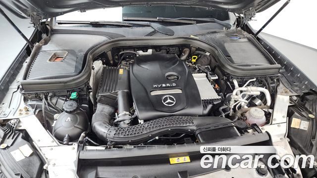 Mercedes-Benz GLC-Class (X253) GLC300e 4MATIC 2021 — фото 6
