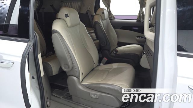 Kia Carnival (IV) Gasoline 9-Seater Hi-Limousine Signature 2021 — фото 11